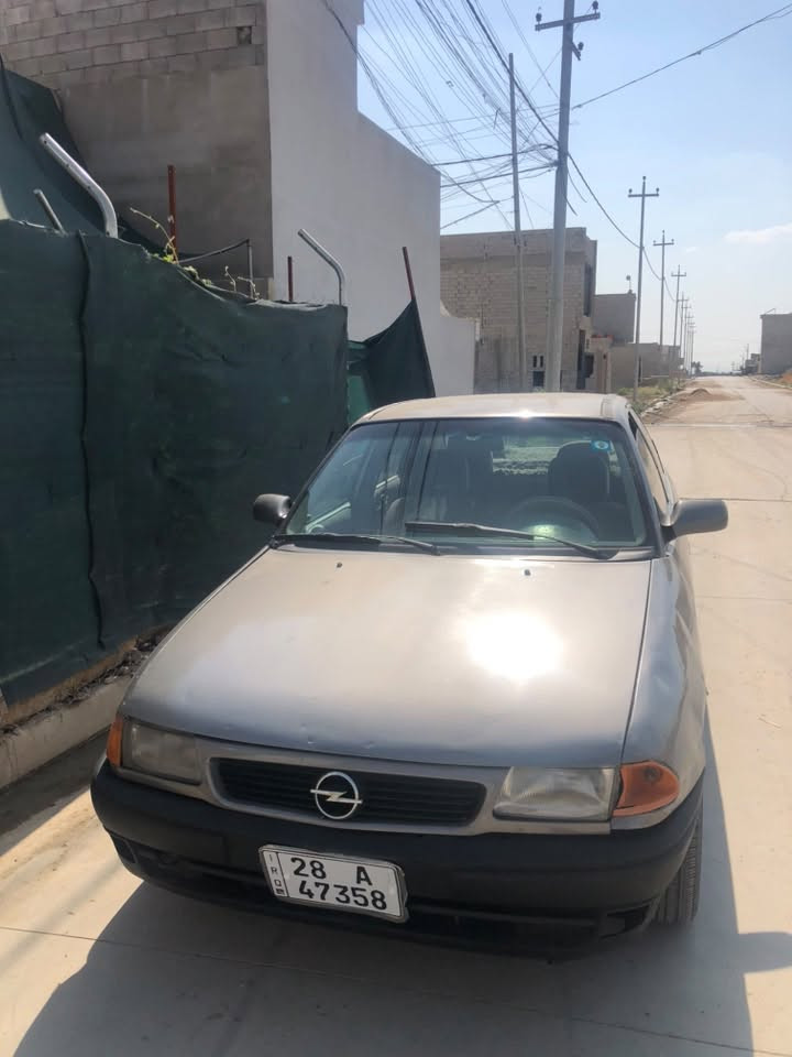 استرا صندوك مصبوغه عام موديل92مكينه كير طخم تاير جديد شرط مصبوغه عام وطخه بل بدنه رقم نجف شرعيها بل موصل شرط التحويل السعر 26ورقه ***********

