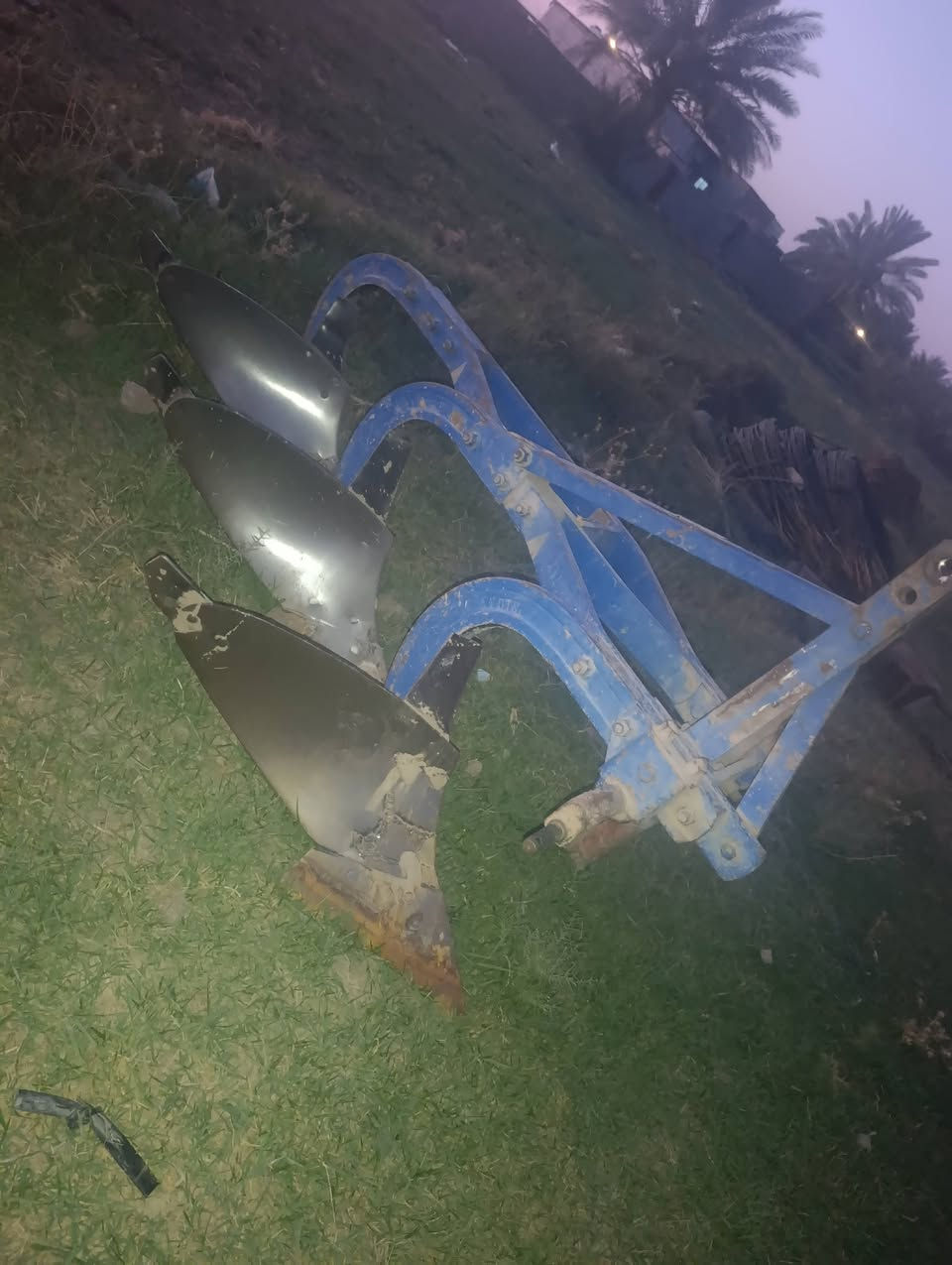 فدان تركي للبيع نوع ايدن الحجم 11 للتواصل ***********
