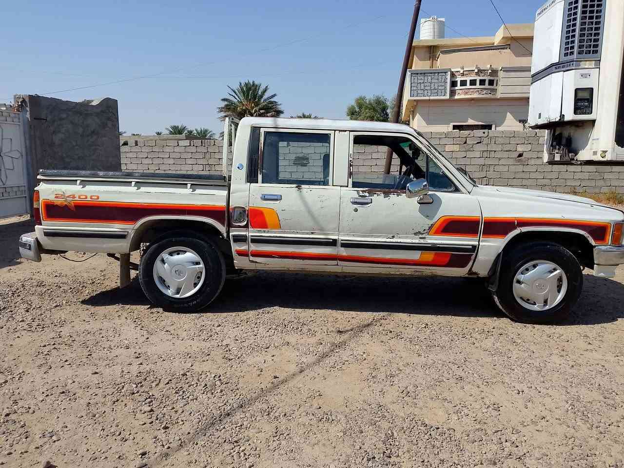 السلام عليكم بيكم تيوتا للبيع موديل ٨٨.رقم بغداد رقم الهاتف ***********
