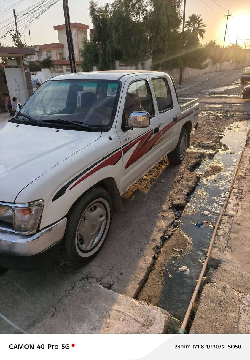 بيكم • ٢٠٠١ • احمر