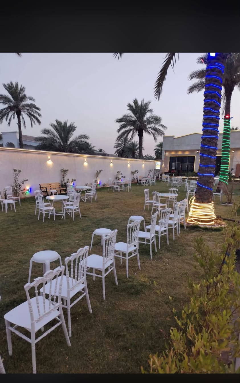 سلام عليكم مزرعة لليجار ليومي نضام شفتات نستقبل جميع لمناسبات عنوان دروه لبعيثة للحجز وي ستفسار
هاذه رقم ***********@

