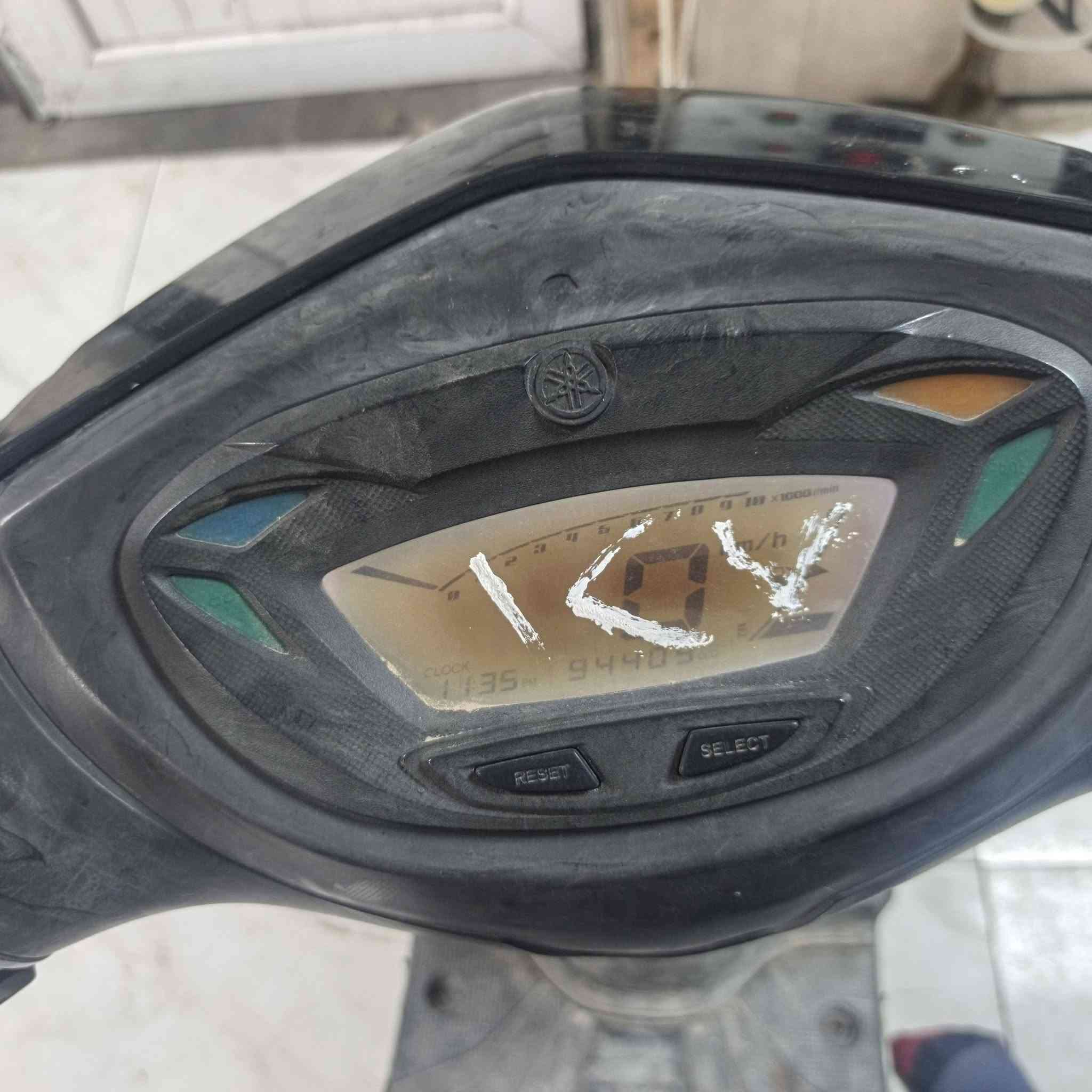 سلام عليكم جيتي آر للبيع مكفوله كفالة عامة البلادي مكان بغداد البلديات تقاطع الكهرباء يع أو مراوس حسب قناعه االسعر 800 وبيه مجال ***********

