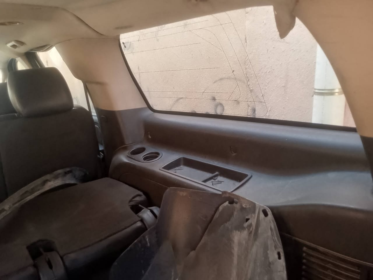 سلام عليكم جمسي يوكن طويله ادوات ادوات ادوات 
سياره جاهزه بيه رقم سنويه ما بيه بس رقم اجره
مواصفات تبريد ثلج سياره تشتغل على خط 
تخم تاير كشنات جدد مكينه خير من لله 
كشر حلو  بيع فقط لا مراوس ولا دين ولا بعدين 
مكان ناصريه سعر 48 وبيه مجال للطيبين 
*********** سيد عباس
