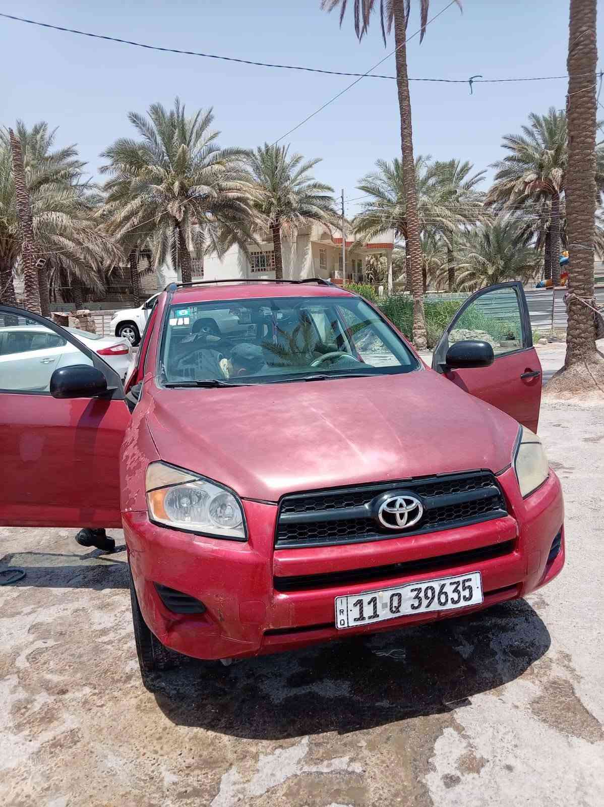 تويوتا راف فور (Toyota RAV4) موديل 2011 – للبيع
الموديل: 2011 (مواصفات أمريكية).
​الرقم: بغداد (باسمي  السيارة / ملكية مضمونة وتحويل مباشر).
​المكان: كربلاء المقدسة.
​الضرر والصبغ: حزام أثر جراد (صبغ تجميلي واقع حال بدون حوادث قوية أو دواخل).
​الحالة العامة: السيارة جاهزة من كافة النواحي، محرك ومكفولة من الأمور الأساسية والجاهزية للتحويل.
​للتواصل والاستفسار (الاتصال أو واتساب):
***********

السعر 91 وبيها مجال ❤️‍🔥

