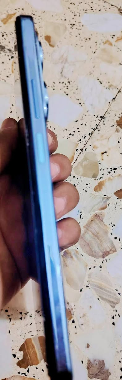 سلام عليكم تلفون lnfinix HOT40 pro المواصفات الذاكره 256 حقيقيه الداخليه 8+5 الكامره الخلفيه 108M والكامره الأماميه 32M  البطاريه 5000 ملي امبير يدعم الشحن السريع ويدعم الشحن السلكي الجهاز مستعمل ونضيف جدآ الجهاز مكفول من كلشي فقط مبدل شاشه (وكاله)بل شركه مبدله انطيك بي ضمان وين ماتريد تفحص جهاز ماناقص أي شي رايده 180 مكاني بابل قرب العلويه شريفه للأستفسار خاص او ***********
