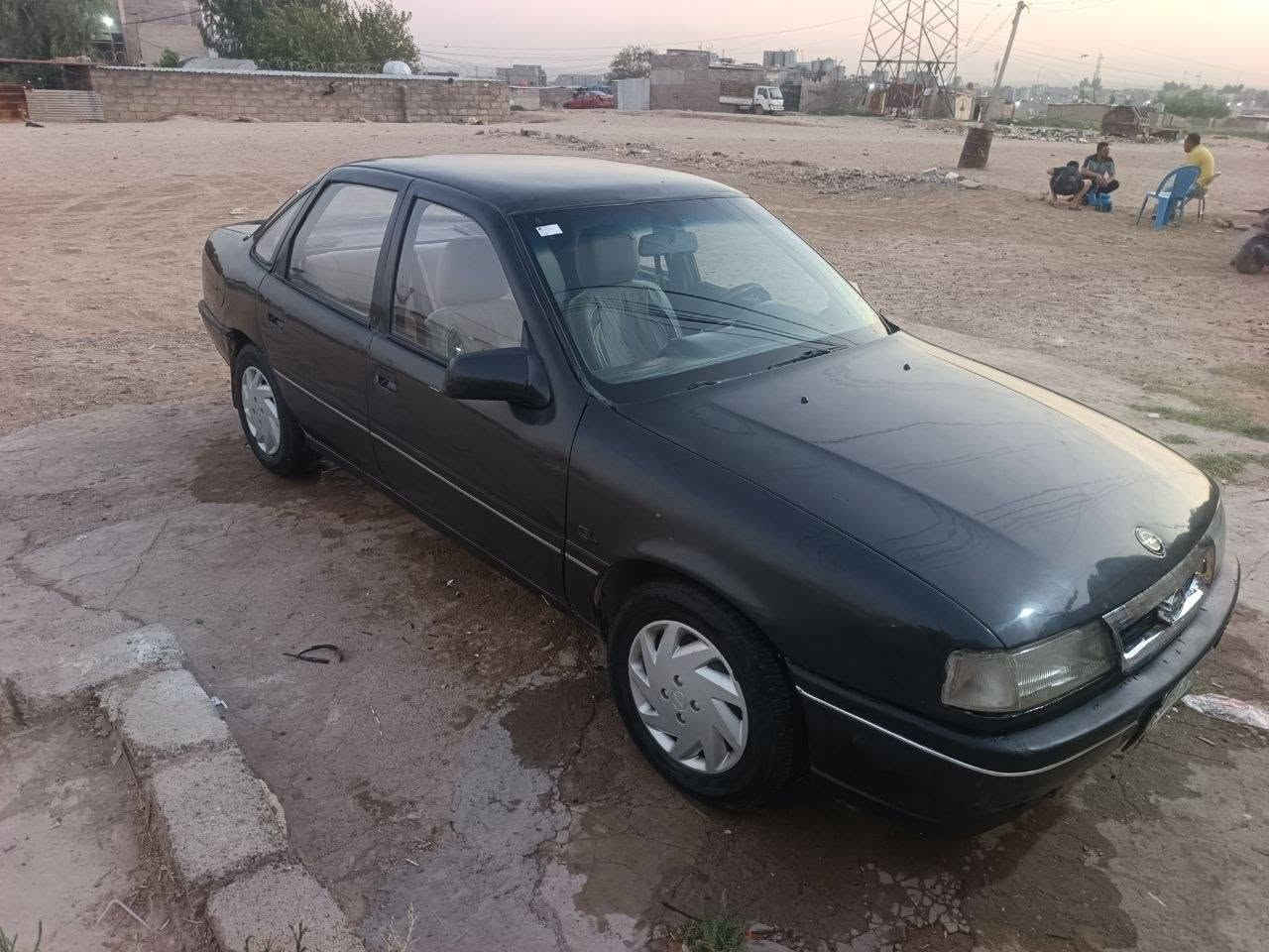 اوبل فكترا مديل 1991 حجم 16 كير محرك شرط سمكره صبغ عام جماليه بدون ضرر كهربئيات كيجات كلها شغاله طخم تاير جديد صدر نضيف داخلها نضيف اربع دسكاد داخلها ارباك صاج  رقم صلاح الدين الماني وسنويه كارتوني منتهيه 2020 وشرط التحويل السعر 27 وبيها مجال بصيط سياره جاهزه
***********
