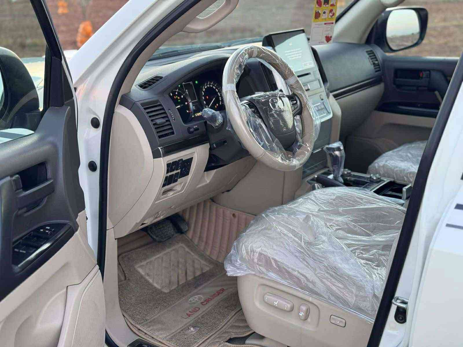 لاندكروز 2019  فول 1/1 
فول مواصفات كراند تورنيك سبشل اديشن 
رقم اربيل تحويل +وكاله
5 بصمات
دشبول لكزس
اشاره لكزس 
3 شاشات 
شاشه عاليه 
تحكم ستيرن جهتين 
صندوك كهرباء
كشنات كهرباء 
كشن 3 حركات 
شاحن وايرليس 
طفايه 
ماشيه 80  حقيقي

سعر سياره 475  وبيهه مجال حق جيه العنوان بصره تصال عله هاذ رقم  ***********
