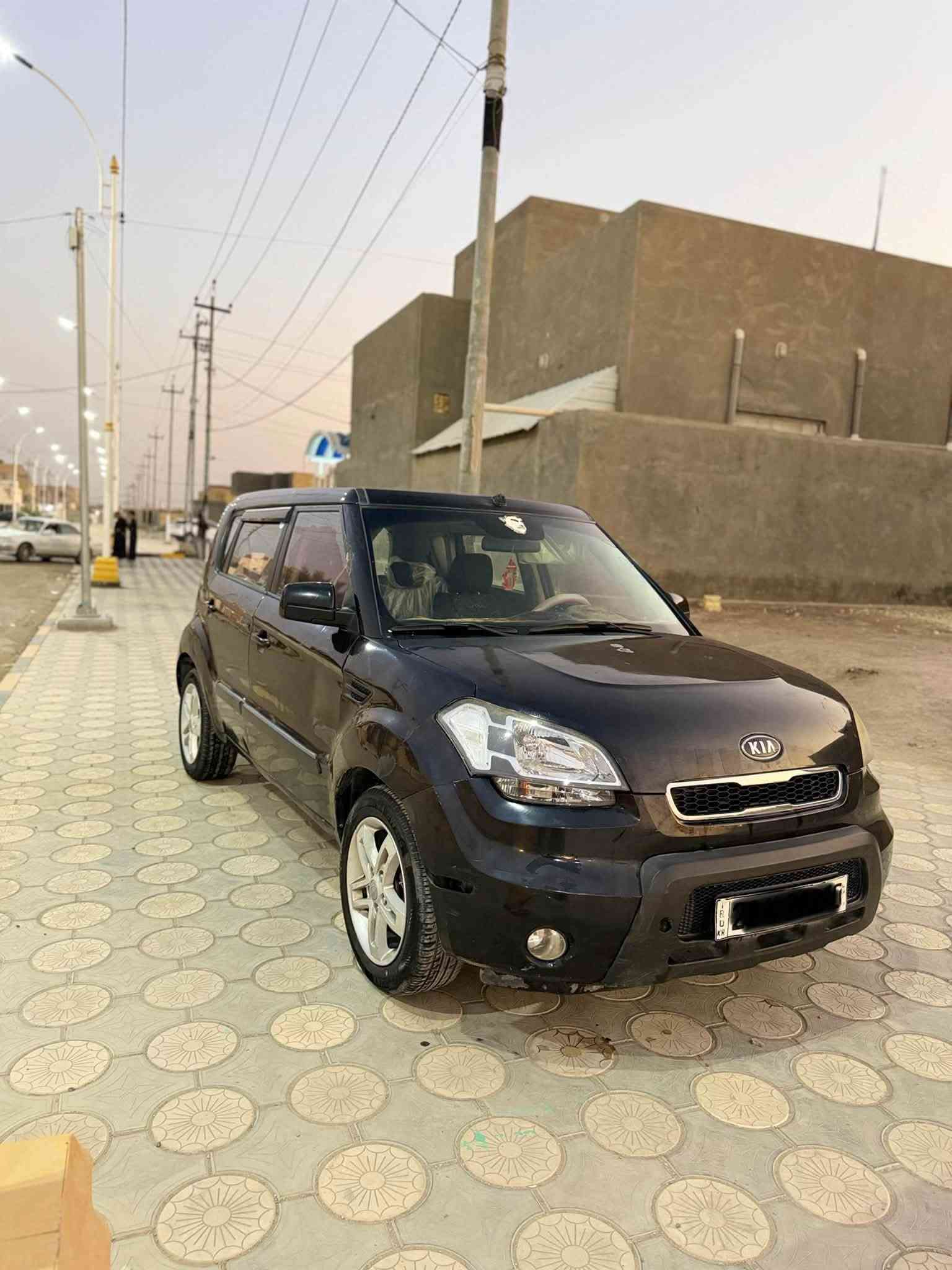 كيه صول موديل 2013 كصه جنطه
￼ادوات ادوات دخول جديد

 متؤمة انگليزي شغل اصلي

محرك  1600 دوش

ليت عدسه 

تبريد ثلج 

حداديه جديده 

تخم تاير جديد

فول تحكم ستيرن 

المكان ناصريه

سعر 43

 اتصل وتدلل ***********

