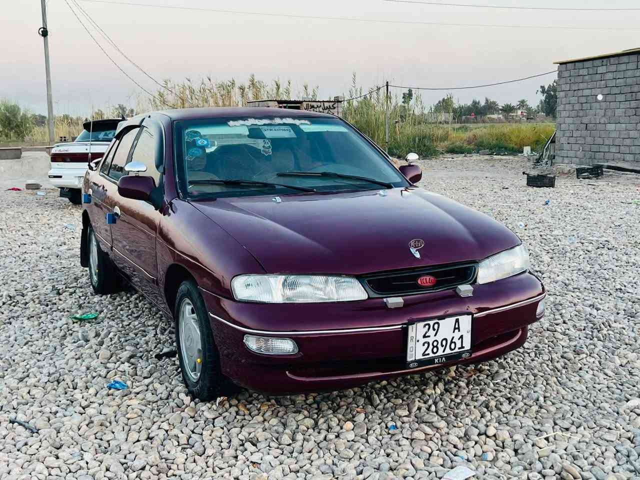 للبيع كيا سيفا موديل 1996 رقم واسط انكليزي كير عادي مكينه مفتوح جاهزه سياره من كل نقص كهربائيات حداديه مكينه كير كله جديد سعر 33بيه مجال عنوان بابل ناحيه الشوملي طريق شوملي نعمانيه للاستفسار ***********
