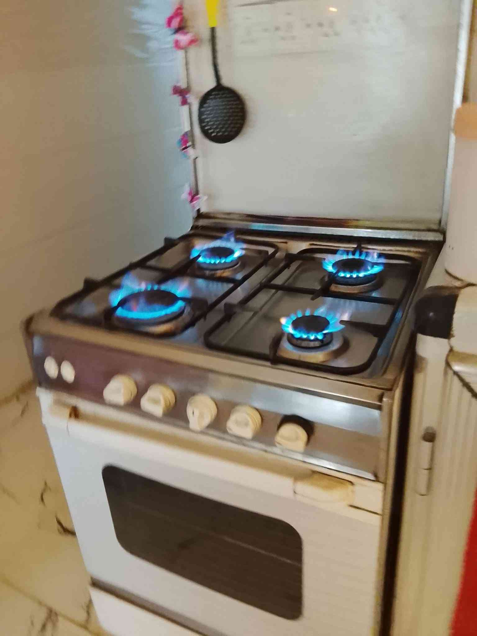 غراض للبيع بغداد عارضه بطحيه مجمده***********
