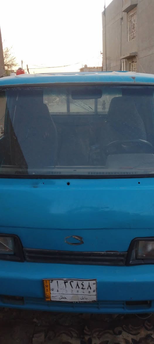 السلام عليكم عندي كيا حمل بنكو موديل 94 سنويه عظم عاج السياره تحوي ثاني يوم ما بيها كل نقص رقم الماني بابل راعيها يريد تحويل تقعد يمه السياره مناسبه مكينه وقير واكسل وباتري وتايرات يبادلها زوج وبيها رقم شاصي ضعيف تريده علي او علي يشتري عنوان السياره بغداد حي السلام اعرضها ب 28 وبيها مجال رقم التليفون***********
