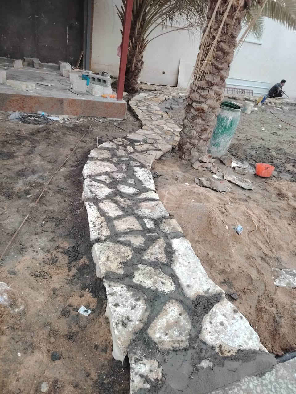 أعمال حجر • بيوت حجر • ممرات وسواقي