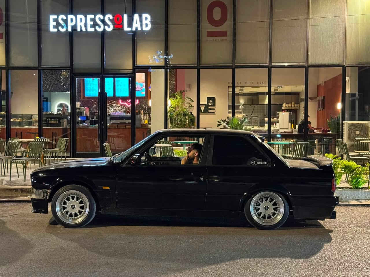 السلام عليكم ♥️
شلون الشباب كت كامل جديد  e30 m technic2 زعره 4 أبواب كت فايبر قالبه كلش حلو ومرتب 

كت m technic2 تك باب فايبر قالبه حلو مشدود بسياره ومفتوح 

للاستفسار 
***********

نص مكتوب في الصور:
- Pioneer