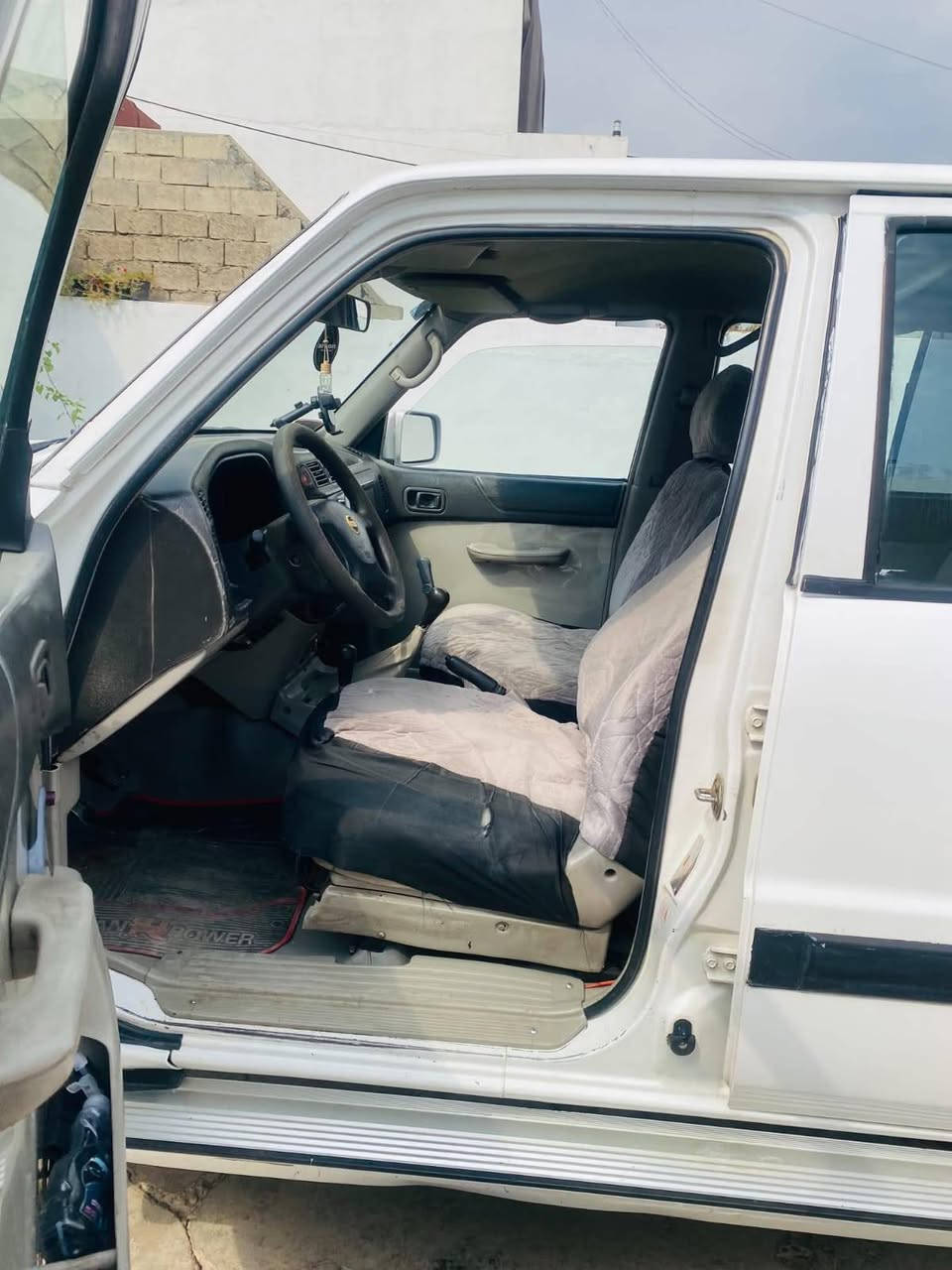السلام عليكم نيسان بترول حره موديل 2003 رقم بغداد مشروع وطني منظومة غاز بدون حادث صبغ عام فقط گير محرك بشرط تبريد ثلج السيارة مابيها نقص السعر85  مراوس هم يرهم عنوان السيارة كركوك داقوق رقم الهاتف***********
