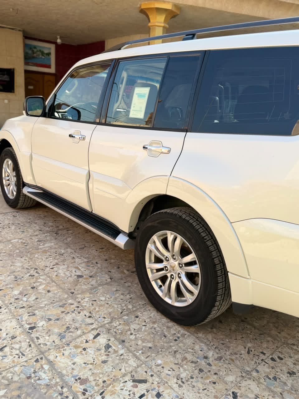 سلام عليكم باجيرو ٢٠١٦ للبيع مكفولة كفاله عامة
تبريد حداديه تخم تاير كله جديد 
حبتور ٣٨٠٠ رقم سليمانية بااسمي تحويل ثاني يوم 
للاستفسار الاتصال ***********