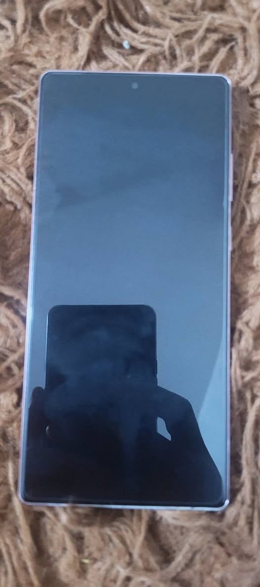 سلام عليكم موبايل سامسونك A72 ابو الـقلم ذاكرته 128 عشوائه 8 جهاز نضيف وسلاسه فول بوبجي60 فريم مكاني نجف السعر 260 وبي مجال للطيبين بيع او مراوس ب ايفون ونطي فرق الاستفسار ع رقم *********** بي واتسـاب
