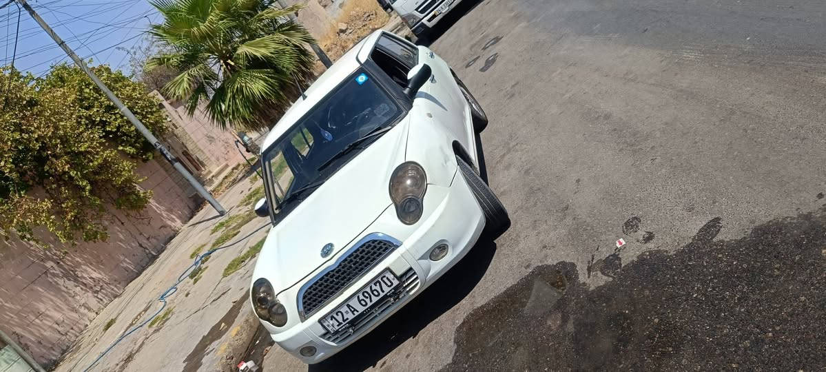 سياره ليفان للبيع جير ماكينه شرط تحويل شرط السعر 41.    ***********
