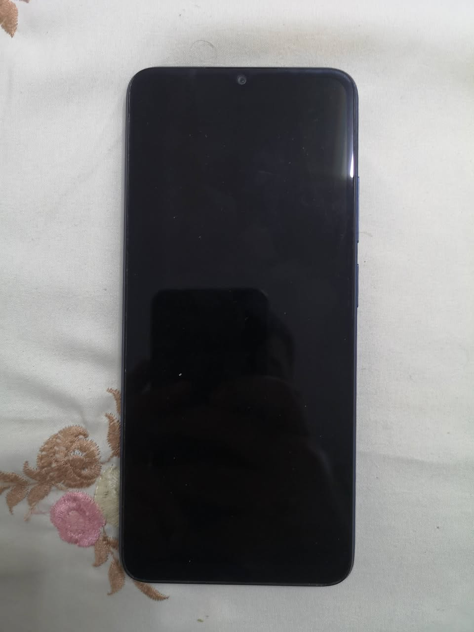جهاز Redmi 12C نظيفه كلش شرط ذاكرة 64GB دبل سيم SIM بطارية 5000🔋 السعر : 85 بي مجال
مكاني موصل : *********** اتصال

