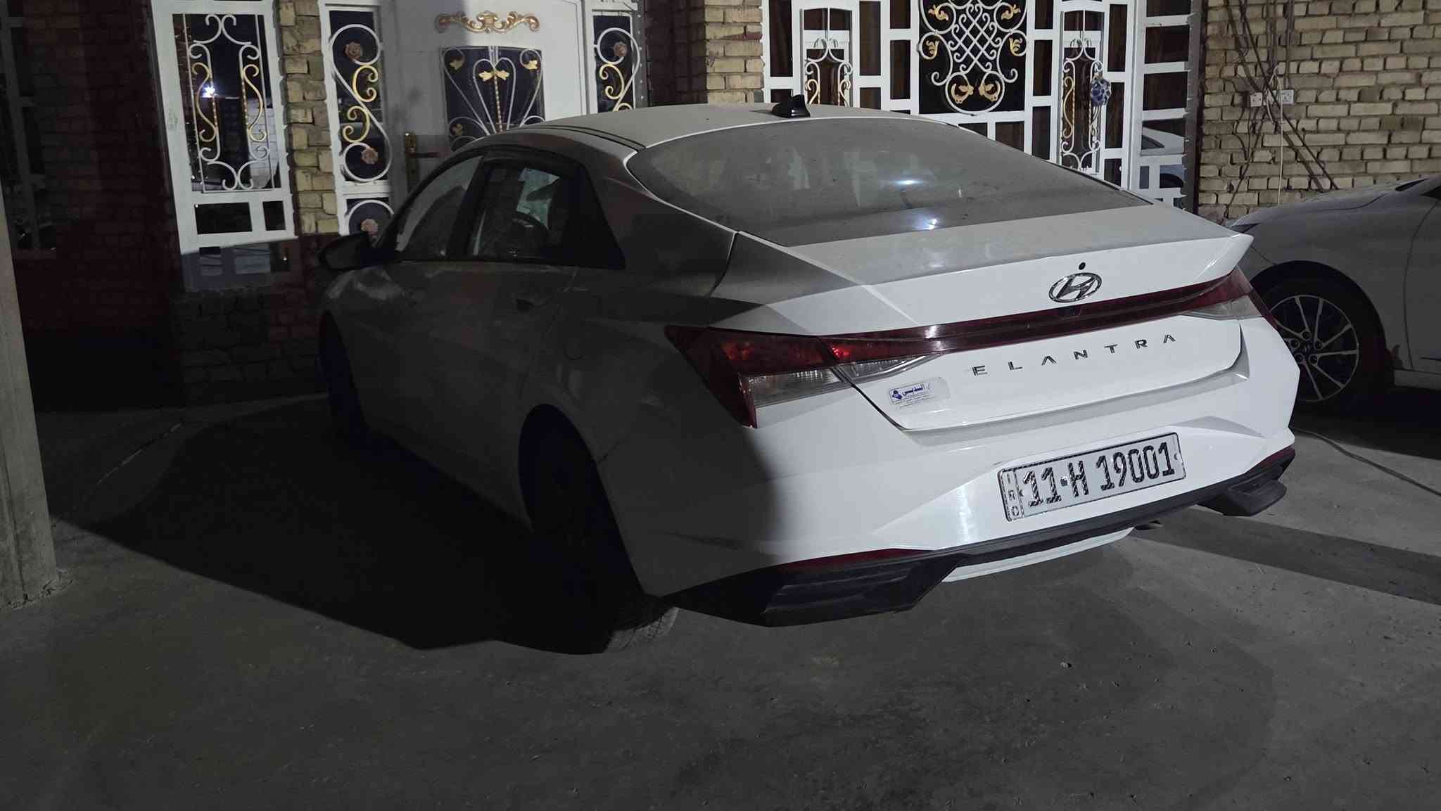 الانترا وارد امريكي 2023 مصبوغة اثر طخات حادثهة كلش بصيط بدون دواخل نهائيا
محرك 2000  السيارة بحالة الزيرو ماشية 30.000  السعر 115$ بغداد جسرديالى ***********
