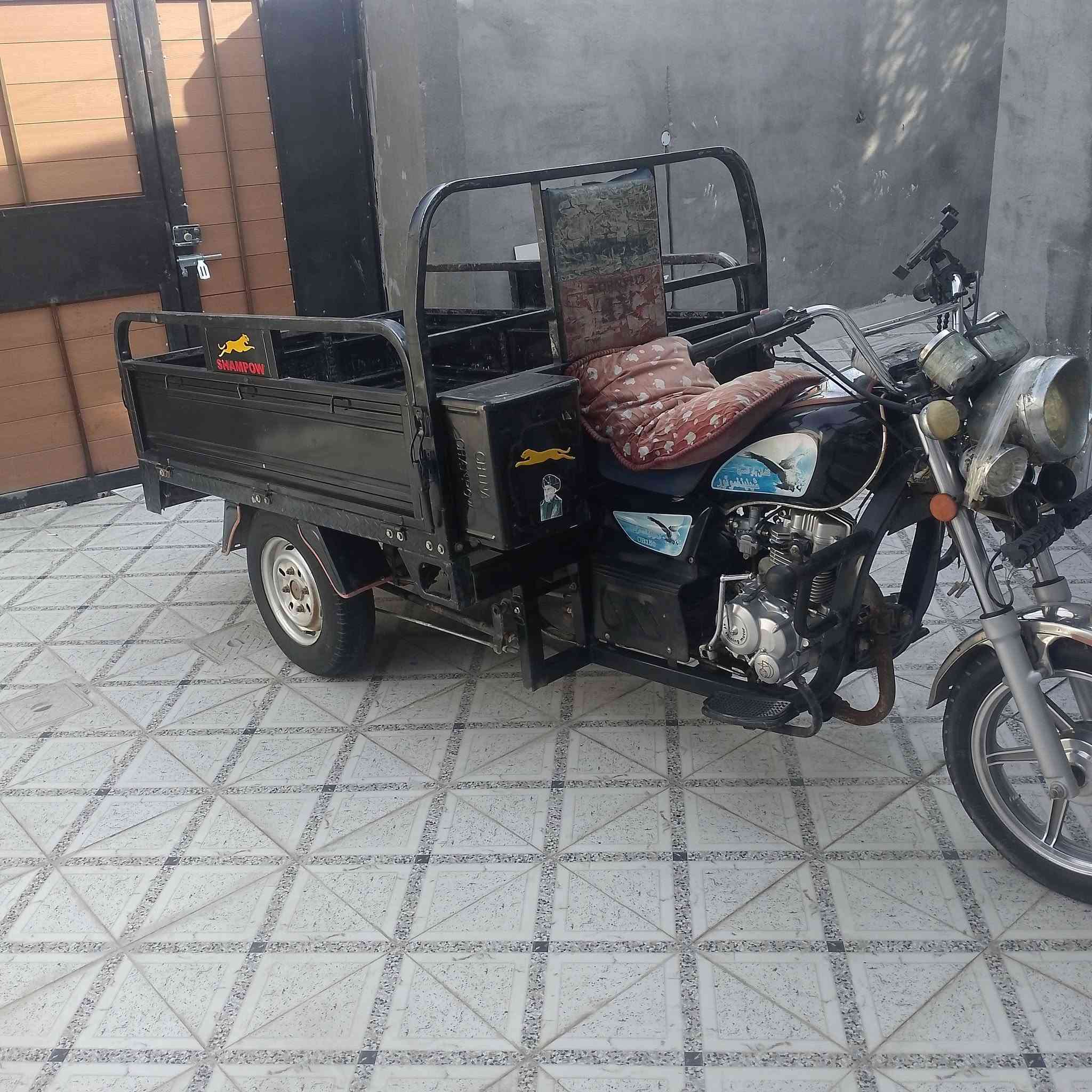 جمره. 2023.  لبيع.  فقط نقصه كير. لين. جبن طاكه.  باتري. علمود سلف.    ستوته. واكفه ما شتغل بيه.   شواي. يتصل. مو شراي لا تعبني ابد. ***********.   لعلم سعره 2250 بيه مجال بسيط
