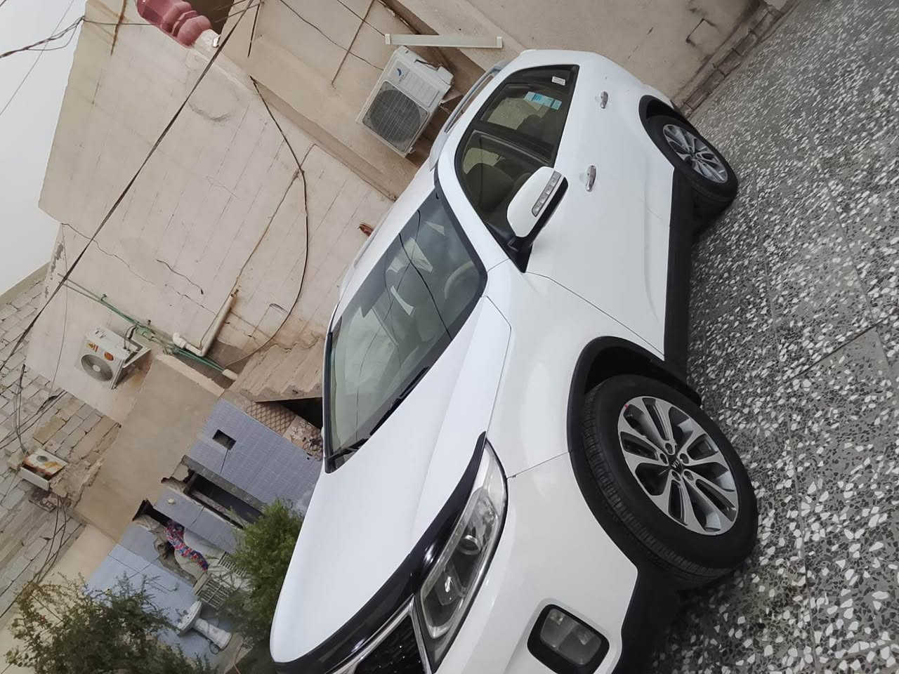 سورنتو • ٢٠١٥ • رقم بغداد