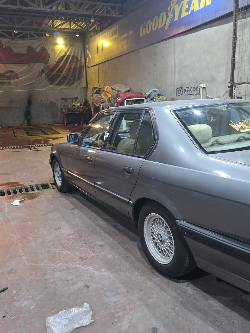 للبيع ✨BMW 730 V8 ✨
فول اوتو موديل94✅ 
 بخ جماليه مصبوغه اول صبغه✅
تبريد تدفئه قطعتين شرط ✅
بجم عريض ✅
دبل جكمجه✅
كشنات دبل كهرباء ✅
مري دبل كهرباء✅
جامات 4 كهرباء✅
محرك 8 شرط كير شرط بعدهن جدد مال حاويه✅
حماوه ثابته اقل من النص ✅
طخم تايرات جديد✅
✅ABSشغال
سنتر لوك ✅ 
كابون بانزين ✅
بدون خياس✅
صاج بلادي مو لزك ✅
مكفوله  والكص✅
✨فول السياره✨
الاضفات
1_منضومة زنون اصليه عالي ناصي رماش اساور
2_شاشه ذكيه+كامره خلفيه
3_اسبير اضافي عدا اسبير السياره الاصلي

سعر السيارة 55 ورقة وبيه مجال بسيط

رقمي ***********
