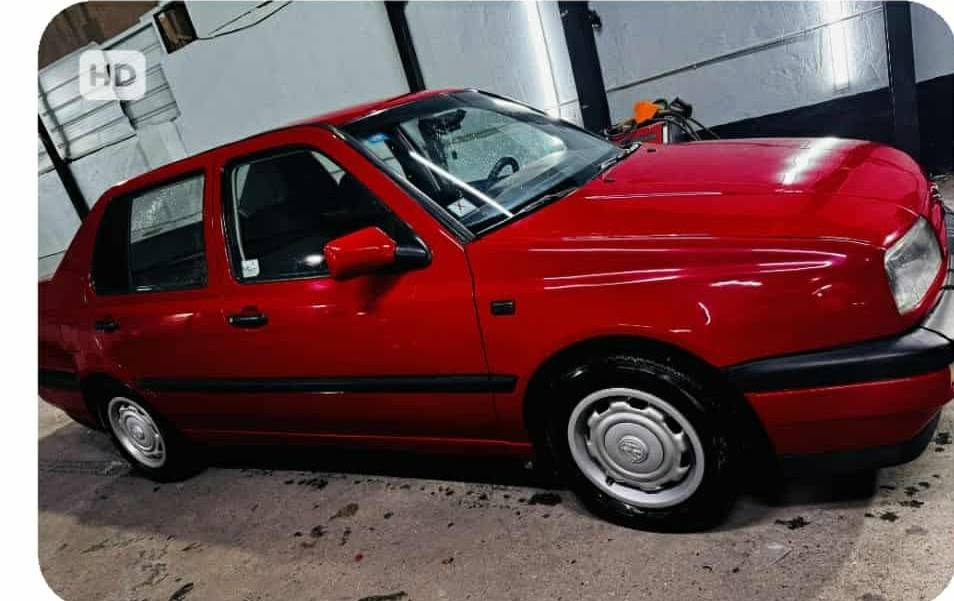 كولف فنتو موديل 1994
بلادية 
كامله كير محرك تبريد حدادية دواخل
مشروطات وعلى فحص 
باسمي سنوية ل30
دبل دسك
محرك 1800
تخم تايرات نظيفات جدا
تبريد حدادية دواخل كاملات
السعر 55

 مراوسة بملكة خصوصي  
مكاني بابل الحلة 
***********
