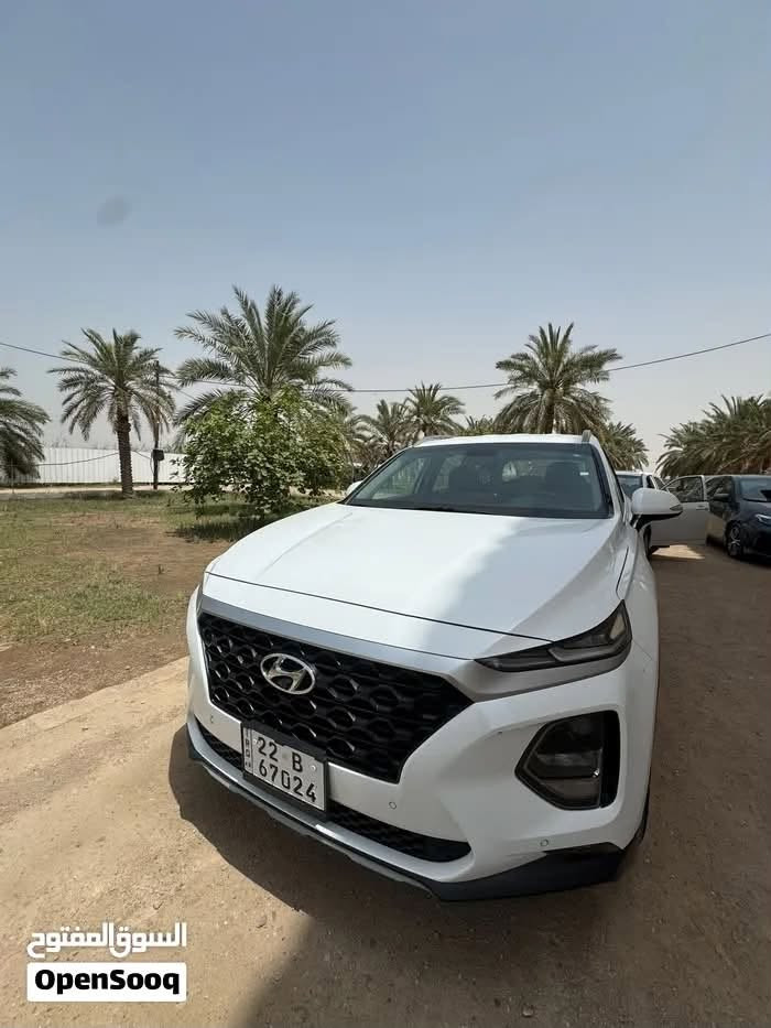 سنتافي خليجي 2020 كفالة مراوس بـ تويوتا راف 4
السيارة كفالة ما عدا بارد بالباب بسيط مثل ما موضح بالسونار وبارد باب الجنطة الخلفيه
السيارة نظيفه وحلوه على ايدنه
ماشيه 76 الف
رقم اربيل سنوية جديدة بسمنه
دواخل جوزي نظيفة جدا
دوشمه ولفت جلد اصلية
تخم تاير جديد 
دسكات جديدة
فيت بم جديد
سيارة نظيفة ربع ما تصرف عليها
المكان: زبير
الرقم: ***********

نص مكتوب في الصور:
- السوق المفتوح OpenSooq
