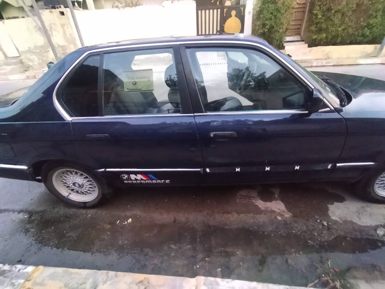 بي ام دبليو موديل 1993 حجم 730 كلشي مابيها السياره تخم تايرات جديده تبريد شغال بكلايتات جديده دبل اشاير جديده كلشي شغال بيها اخذها وامشي سعرها 55 وبيها مجال للناس الطيبه رقم البائع ***********
