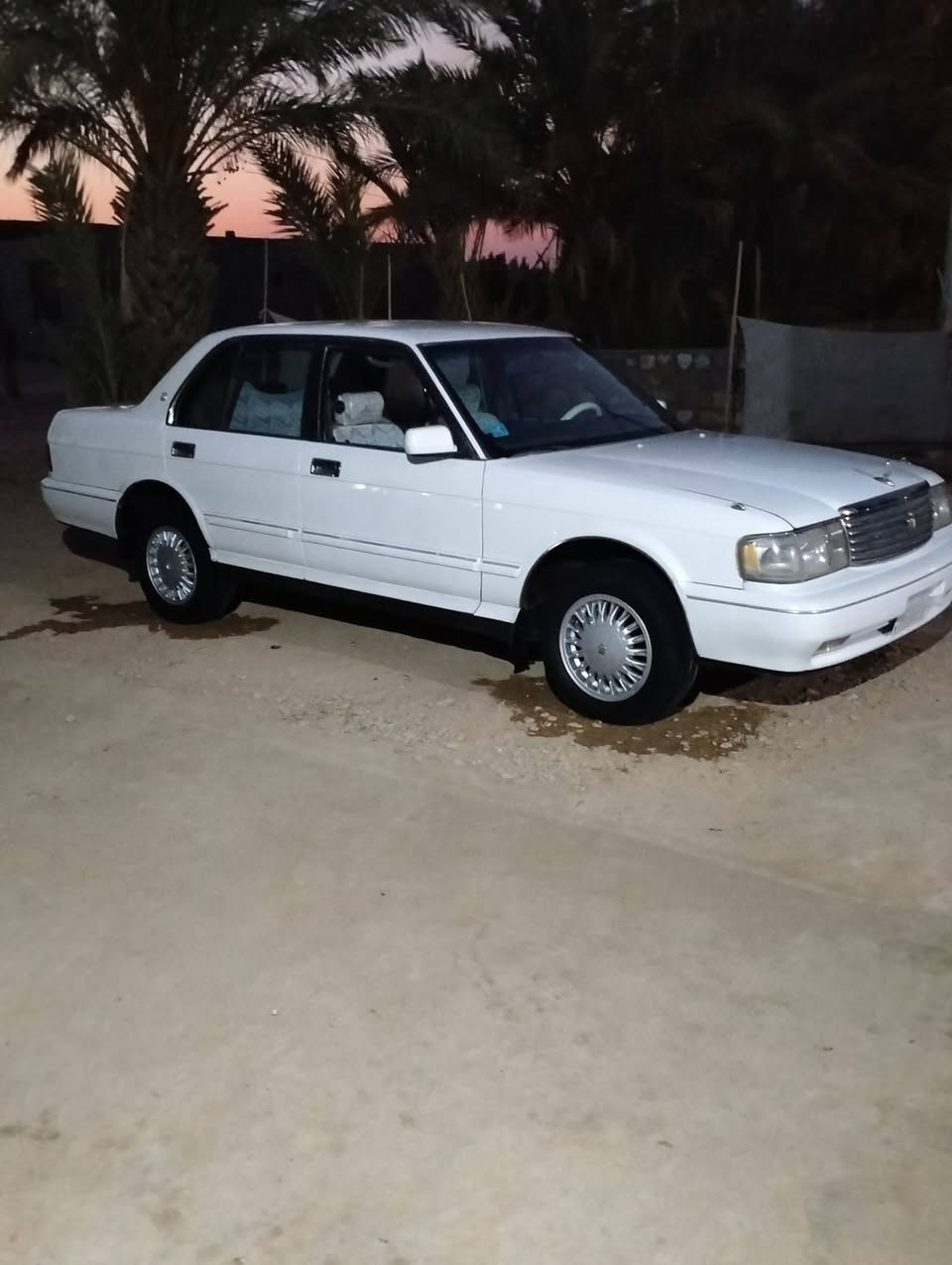 سلام عليكم سياره للبيع ارنب موديل 95سياره خير من الله محرك وكير شاصي كفاله عامة تخم تاير جديد صدر جديد سياره جاهزة مكان واسط العزيزيه ستفسار ***********
