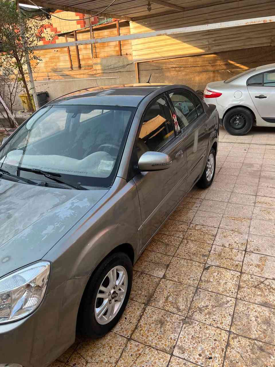 كياl ريو مقدس مديل2012 مكينه 1600المرغوب مبدله هيه ولكير جديد
منضومه تبريد توني مبدلها جديد حداده كامله جديد باتري جديد تخم تاير جديد السياره جاهزه من كلشي كبل للشارع  مكفوله من الضربه فقط صبغ هلالات خلفيه اثر خياس بسيط وجراد قليل بالبنيد غير هذا الكلام مابيها سياره جديده  مال بيت سنويتها لغايه 2029 رقم بصره مكانها بصره السعر 78 رقم تلفوني *********** متواجد بكل وقت  الشراي يتواصل. واتساب او يتصل
