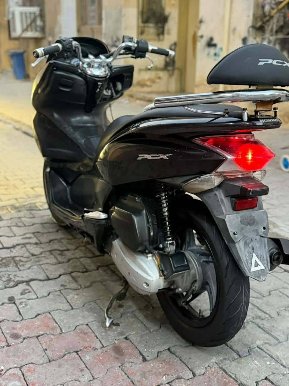 سلام عليكم....
دراجة (PSX)...(جيل الاول)  
🛵للبيع  
دراجة شلعه معدل كهربائيات كلهه شغاله 
دراجة جديده  بلادية
أي نقص مابيهة دراجه مكفوله كفاله عامه بشرط علفحص اذا برغي مفتوح ترجع دراجة مال جناي 
جيب فيتر وتعال افحص مستعجل على بيعتهه السعر مليون و350
العنوان بغداد  الكرخ  الاستفسار الاتصال على الرقم 📞***********
