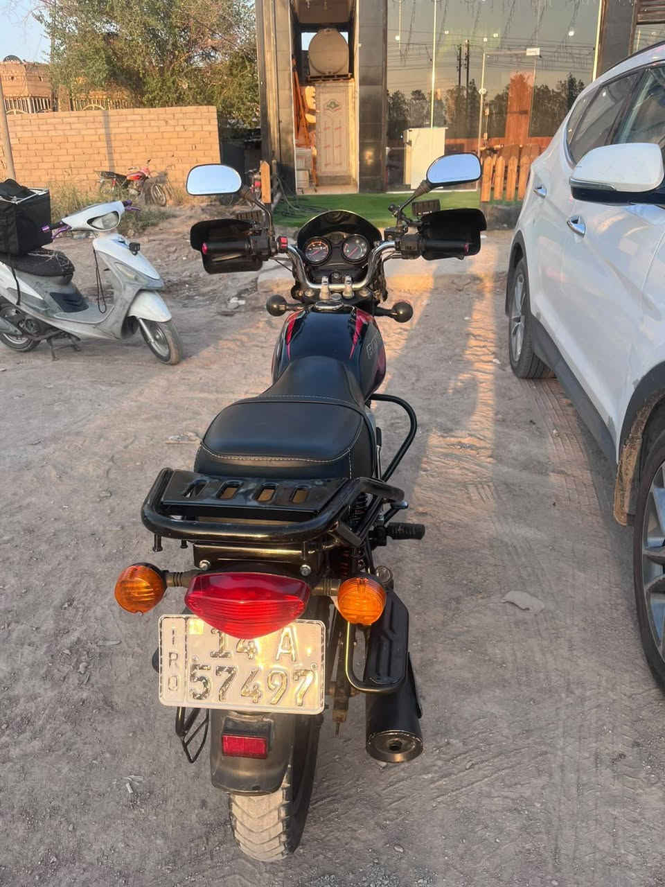 بوكسر رقم موديل 2023 نضيفه كلش سعر مليونين وميه بيه مجال حك جيه
***********
