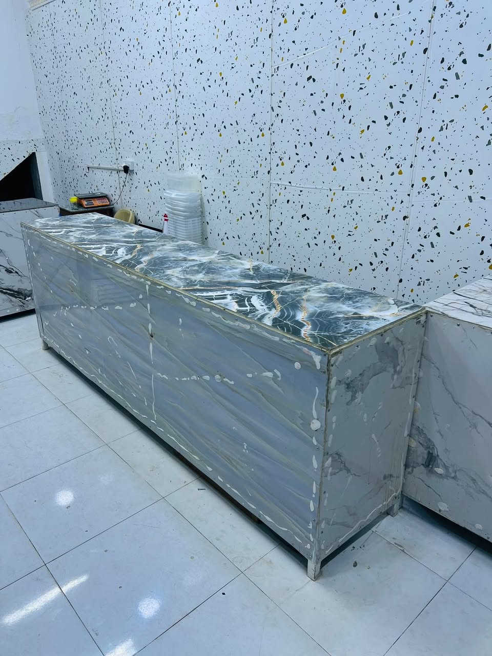 غراض محل طرشي لبيع
لاستفسار اكثر الاتصال ***********
