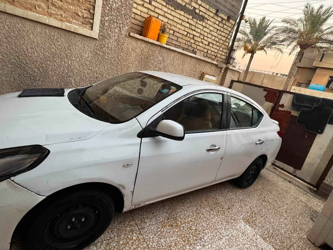 السلام عليكم
نيسان سني 2019
رقم بغداد  تحويل ثاني يوم
بيه ملاحظات بسيطه موضحه بالصور 
المكينه مفتوحه بس مابيه اي مشكله وكلش حلوه 
تبريد ثلج  
الواتساب ***********
رصيد ***********
السعر 92وبيه مجال
