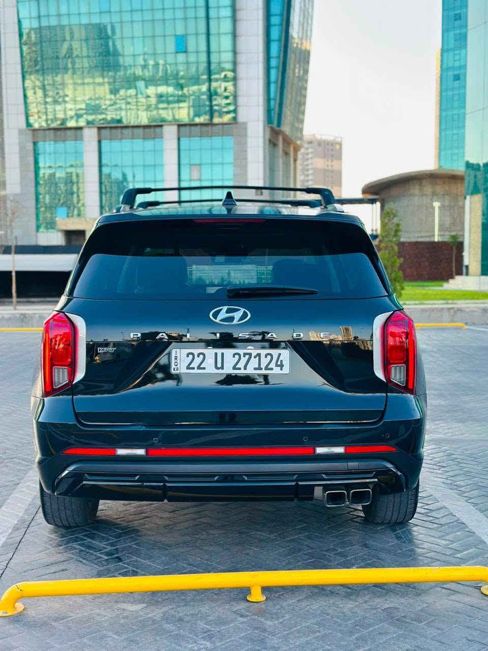 ‎‏ Hyundai-Palisade XRT-2024
موديل  : 2024
السياره مرقمه اربيل - رقم و فحص و هزه و سنويه جديده لحد 2030 
محرك 3600 - V6 
ايرباكات سليمه 
ماشية 40 الف
لون اسود
عداد دجيتال
فول
فتحة السقف - سيلايت 
بصمه
رادار امامي و جانبي 
حساسات امامي و خلفي و جانبي 
كشنات خزن ميمورى 
شاشة كبيره متصله 
كاميرا 
كشنات جلد و هيتر 
صندوق كهربائي 
بريك بصمه
ويل كب كروم 
حجم تايرات 20
رادار امامي و جانبي و خلفي
لايت ليد LED
تحديد سرعه 
تحكم ستيرن
٧ راكب كشنات vip 
مانع انزلاق و مانع انحدار 
اشاير بالمري 
وضعيات متعدده للقياده 
السياره بدون صبغ - بيه تعديل PDR راس بند فقط 
ايرباك سليمه 
السعر 277 مرقم كامل 
عنوان : اربيل- معرض اربيل كارس 
رقم تلفون ☎️ و واتساب
***********☎️***********
