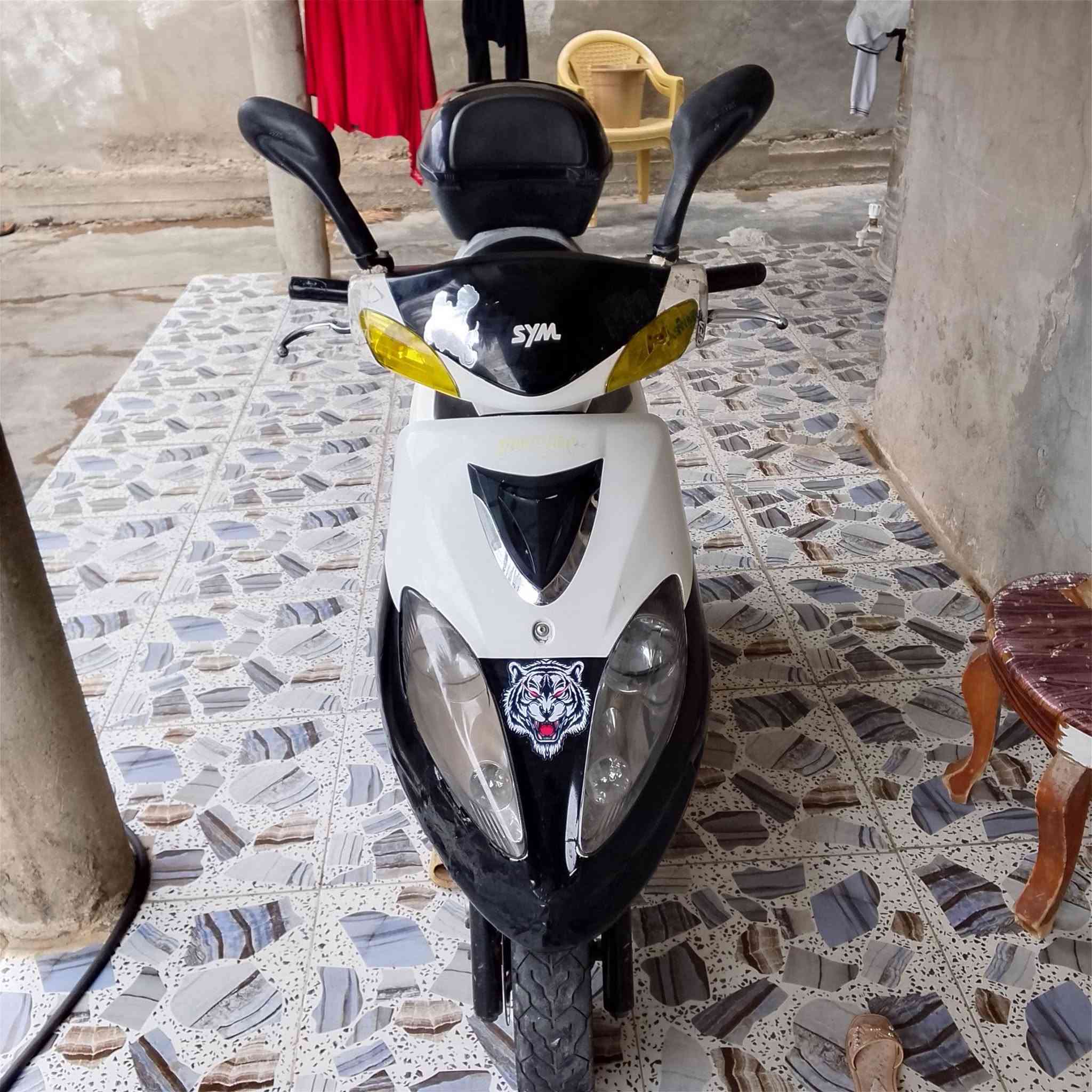 سيم • مسجل • رمادي