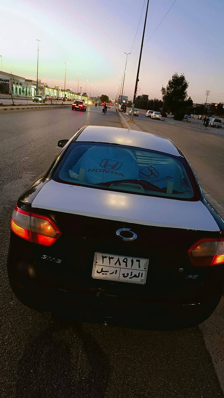 رينو فرنسي موديل ٢٠١١
رقم اربيل 
تخم تاير جديد
تبريد شغال
سعرها ٤٧و بيها مجال 
***********
***********
