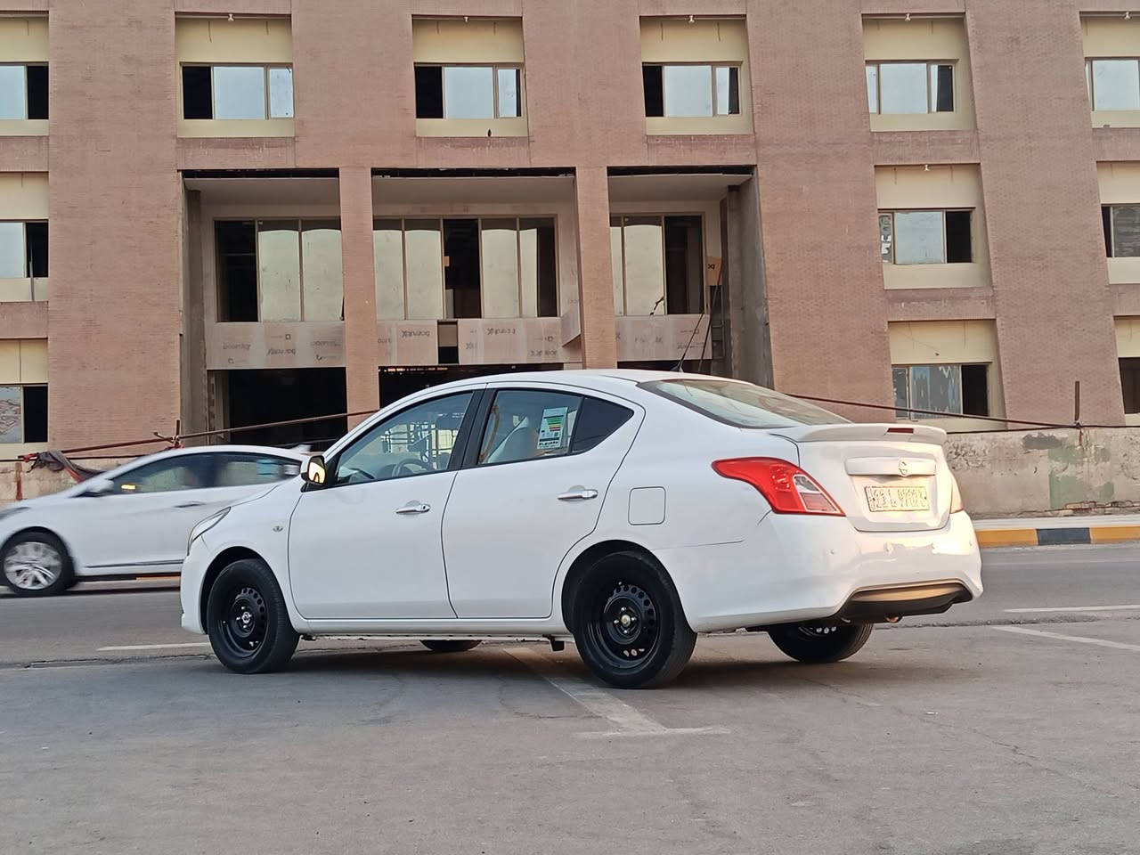 السلام عليكم نيسان سني هندي موديل 21 رقم بغداد تحويل مباشر (بسمي)  هزه جديده لوحات جدد مكينه كير حداديه تبريد كله كفاله تخم تاير  بيه جنطه صبغ والسونار بالمنشور مكان السياره ناصريه مركز 
السعر 110
اتصال فقط مكلف بالنشر 
***********
