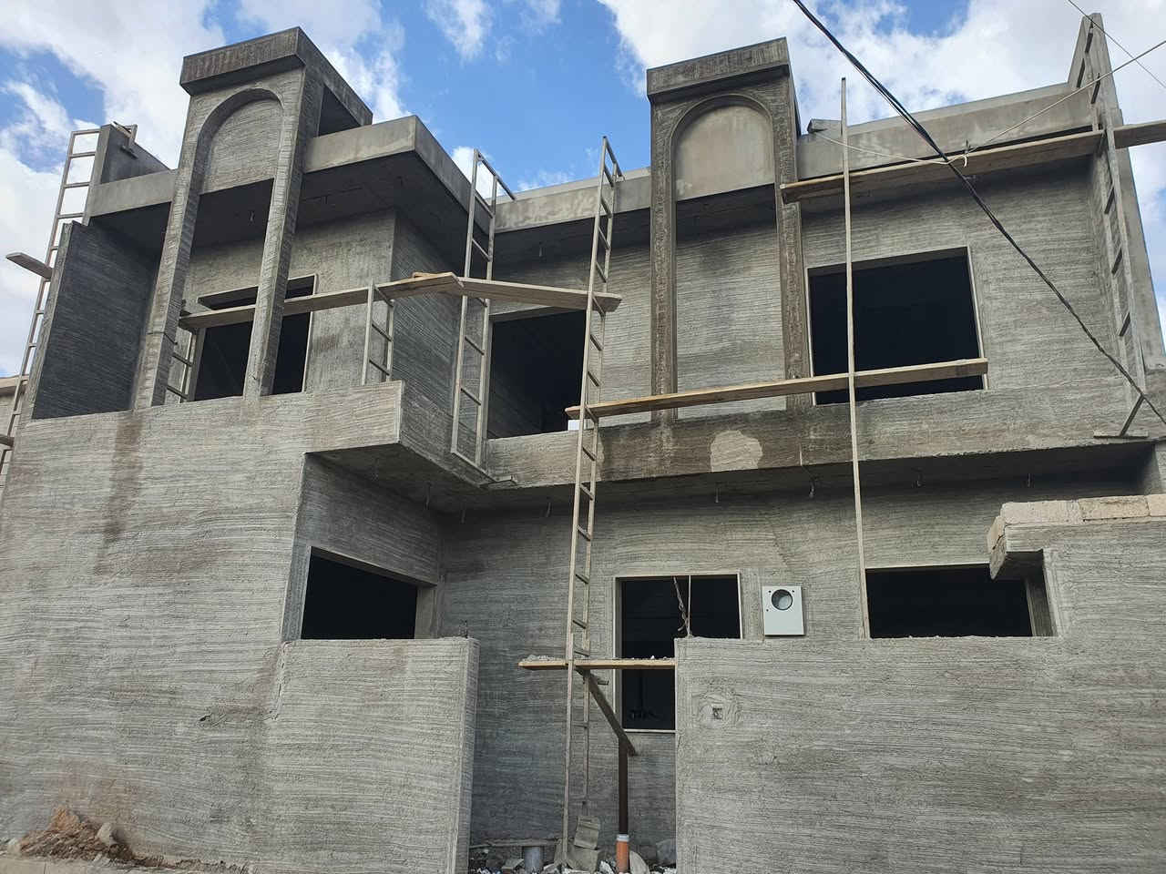 سلام عليكم مقاولات عامه بناء البيوت بلدرجى الاوله تنفيذ هندسي بأسرع وقت وظمان ان شاءلله ومواد درجى اولى صاحب البيت يختارها 
العنوان حي بدر بداية شارع المزارع للاستفسار اكثر اتصل وتدلل@***********@

