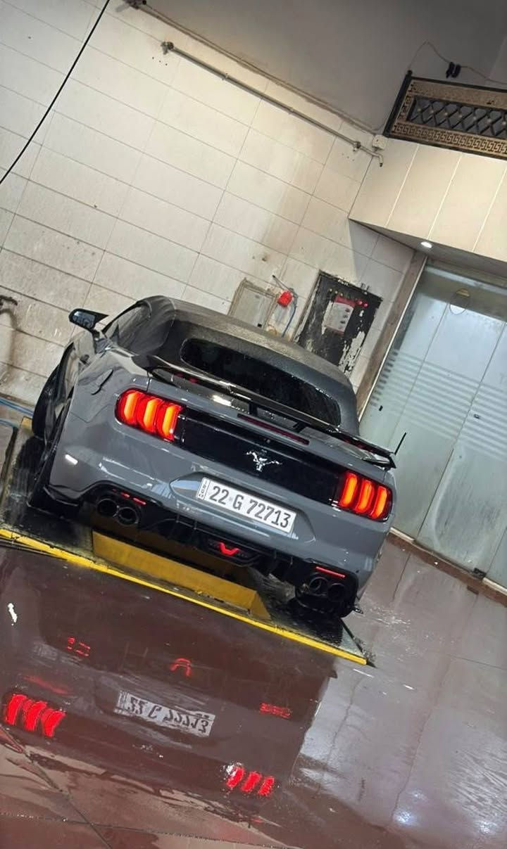 للبيع .. 
فورد موستنك أيكوبوست 2020 بريميوم كشف نسخه  55th 
Mustang Ecoboost 2020 Premium 
(المواصفات)
مقاعد جلد كهربائية ( تدفئة وتبريد )
تشغيل عن بعد + الفتح التلقائي للابواب 
أضاءة داخلية + گيجات 7 الوان
6 وضعيات قيادة( N - S - S+ - T - D - W )
3 وضعيات ستيرن (S - N - C) + شفتات حساس خلفي
+ مثبت سرعة
شاشة Sync 3 + كامرة خلفية 360 درجة FHD
سستم صوت Shaker + منافذ USB عدد 2
(الإضافات)
عطاس تيربو 
ليد لايت امامي  
كڤر مرايات باتمان+ كڤر يدات+  + داخل + ستيرن كله كاربون 
داخلها كلش نظيف وجديد
(محرك + گير + إكسل + صدر + تبريد كله بشرط 🔥)
(الادامة750$
دهن المحرك + الگير + الاكسل + البريك + فلاتر المحرك والهواء والكابينة + بلكات + ماء الراديتر + البطارية + قاعدة فيول بمب كاملة كلهن مبدلهن جديد MotorCraft ألاصلي مالتها & تنظيف منظومة الاحتراق + المحرك من الداخل من BG
السيارة عليها پوليش كامل 
(الحادث) امامي وخلفي السياره صبغ حزام تغير لون من ابيض الى نفطي تغير لون  دبي
وعليه تايرات  تو سايز خلفي 275
السياره ماشيه حقيقي 57.000mile
📞📞📞
 التواصل... 📞📞***********📞📞 اتصال او واتس اب 
السعر مناسب ⏪
