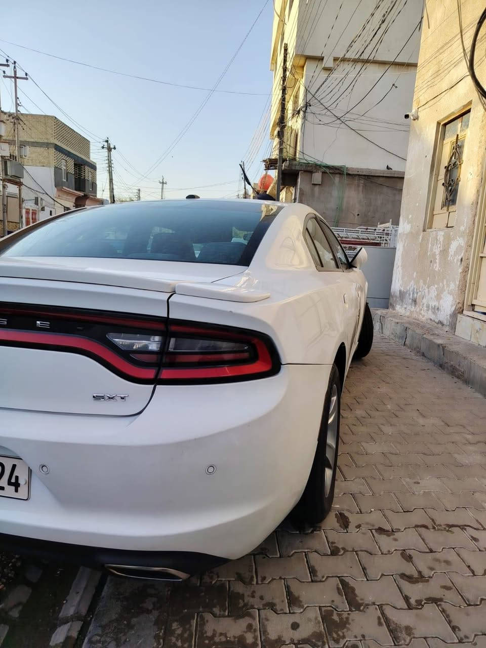 السلام عليكم 
دوج جارجر 2019 كندي عداد 260
السياره مكفوله كفاله عامه من الزلخ من التبديل من الصبغ حتى الدعاميات 
الرقم اربيل سنويه تنتهي 2031
مواصفات sxt عاديه كشن حضن/ تدفئه كشنات /شاشه وسط/حساس خلفي/لايت زنون /تحكم ستيرن /الخ
السياره جديده معنى الكلمه احلى من الصور الله شاهد / ماشيه 
100 الف 
السعر /235 $ وبيه مجال 
المكان /نجف غير متواجد على الفيس 
الرقم /***********
