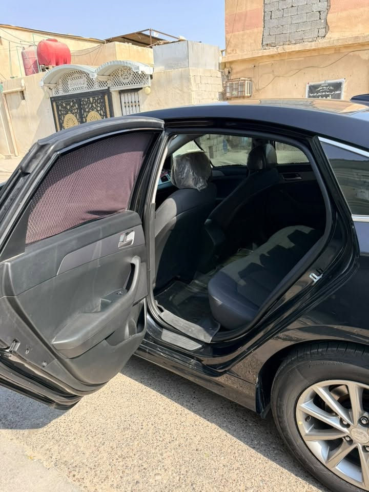 سوناتا 2019 للبيع وارد كندي
محرك 2400 jdi
السيارة تخم تاير جديد 
باتري اميرون جديد
رقم سليمانية بأسمي السنوية تنتهي 2031
مكفوله من الصبغ والفتح والتبديل 
بيها ملاحظة وحده البنيد جان بيه فابلون وانشلع وياه صبغ شي بسيط 
معروضه 135 $ وبيها مجال قليل
مكان السيارة البصرة
***********
