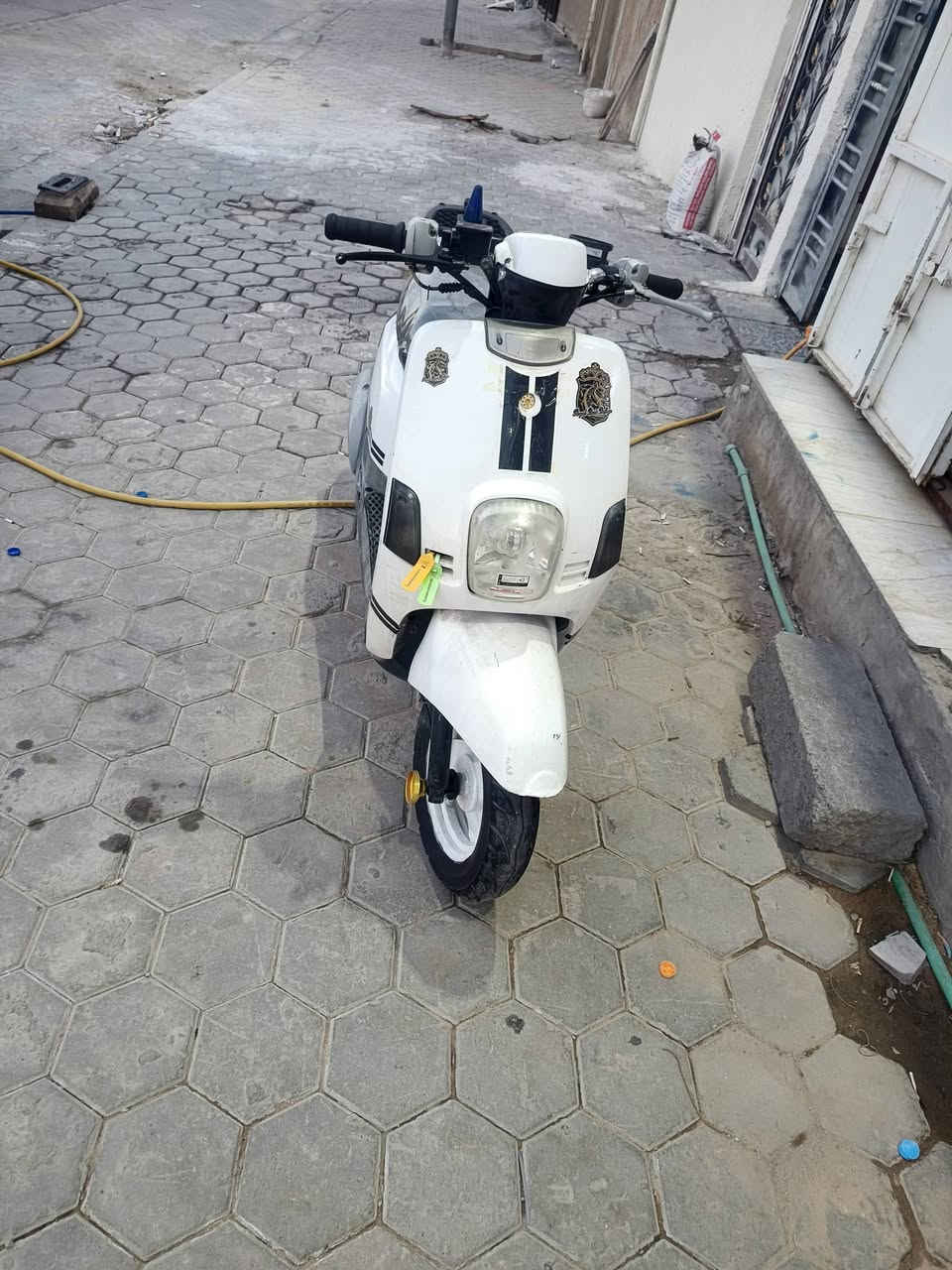 ماكس بوليس حاويه برغي ما مفتوح بيه سعر 650
***********
