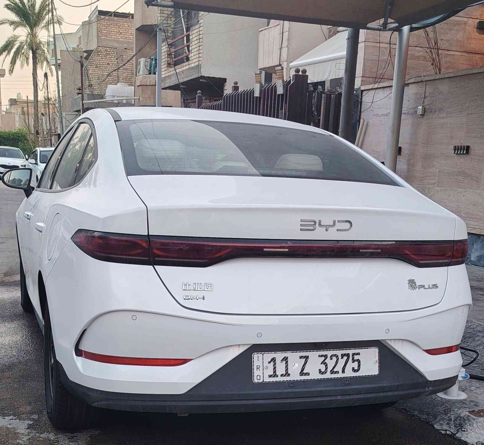 السلام عليكم بي واي دي كن بلاص زيرو زيرو زيرو موديل 25 داخل ابيض مرقم بغداد ومثبت لوحات رقم مميز مكفوله كفاله  عامه من جكة الابرة  المكان بغداد  حي جامعه ***********
