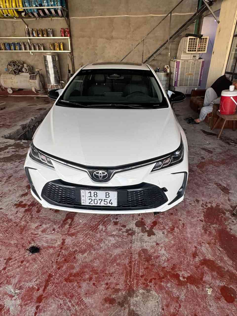 كورلا 2025هايبرد ماشيه 46الف بيه حار بل جنطه نفس ما مبين بل صوره وشي بسيط كلش تقريبآ اصبع بخشم البنيد بارد مكان السياره الحله سعره 150وبيه مجال ***********
