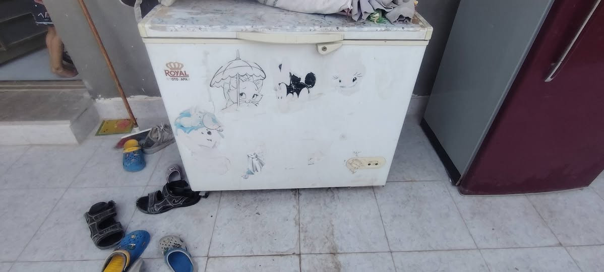 سلام عليكم ثلاجه عاطلة ماعرف شبيها
ومجمدة بيها ليك حي القدس *********** قيم واخذ
