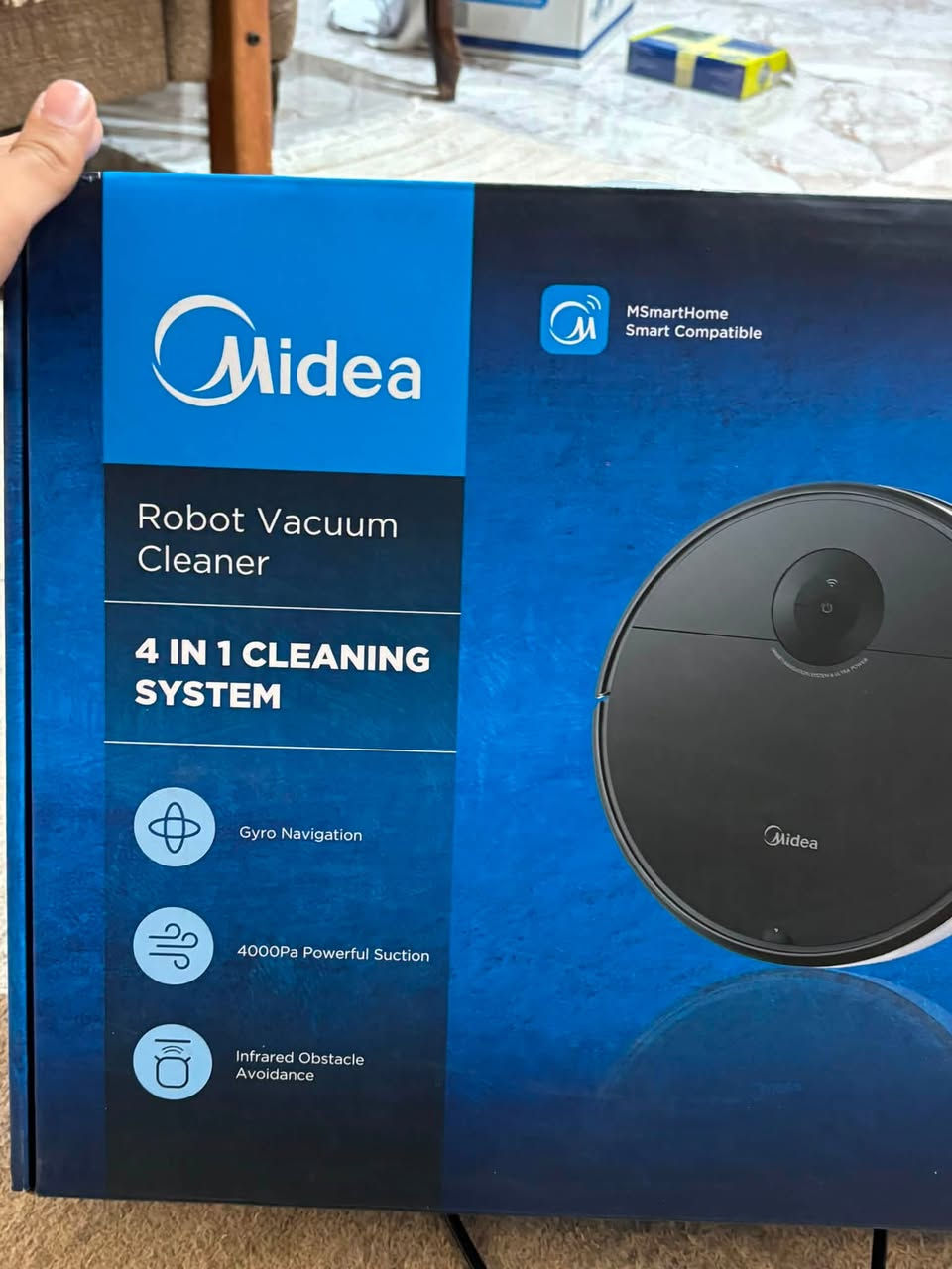 مكنسة Midea i5C الروبوتية الذكية - بحالة ممتازة (استعمال قليل جداً) 🏠✨
إذا كنت تبحث عن الراحة في التنظيف، هذه فرصتك! متوفرة مكنسة Midea i5C الروبوتية للبيع، الجهاز بحالة ممتازة ونظيف جداً، تم استخدامه لفترة قليلة فقط وبكامل ملحقاته وكرتونته.
مميزات الجهاز:
✅ نظام تنظيف 4 في 1: شامل ومتطور لضمان أفضل نتيجة.
✅ قوة شفط جبارة: 4000Pa لتنظيف عميق يزيل أدق الأتربة.
✅ ملاحة ذكية (Gyro Navigation): تغطي مساحات المنزل بذكاء.
✅ حماية متكاملة: مزودة بمستشعرات لتجنب الاصطدام ومنع السقوط (Anti-Drop).
✅ تحكم ذكي: متوافقة مع تطبيق MSmartHome للتحكم الكامل من هاتفك.
✅ تنظيف رطب وجاف: خزان مياه إلكتروني بسعة 430 مل + حاوية غبار 250 مل.
المواصفات التقنية:
 الموديل: i5C
 اللون: أسود أنيق
 الحالة: مستعملة استعمال قليل (بحالة كالجديدة)
 السعر: 275,000 دينار عراقي
الجهاز يعمل بكفاءة تامة ومناسب جداً للباحثين عن مكنسة ذكية بحالة ممتازة.
📍 للشراء والاستفسار:
يرجى التواصل عبر الاتصال أو الواتساب على الرقم: ***********
