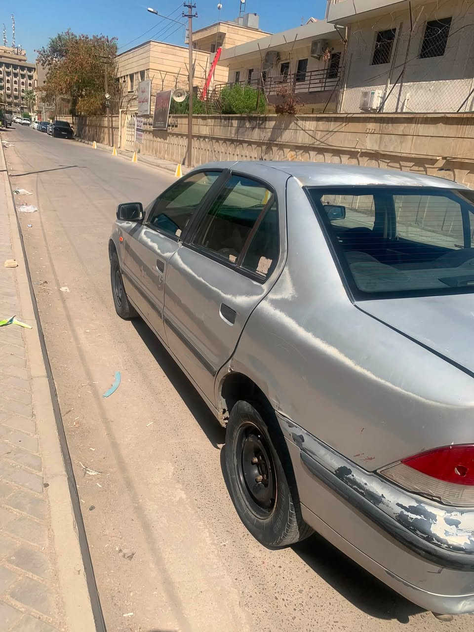 سلام عليكم البيع فقط سمند 2009 رقم  مشروع وطني بغداد باسمي تحويل ثاني كير محرك مكفوله فول جاهزه من كلشي بس تشغل وتطلع كير عادي  لون سلفر خصوصي سعرها ب32 وبيها مجال مكان بغداد الكرادة داخل مسرح الوطني رقم *********** الاتصال على رقم
