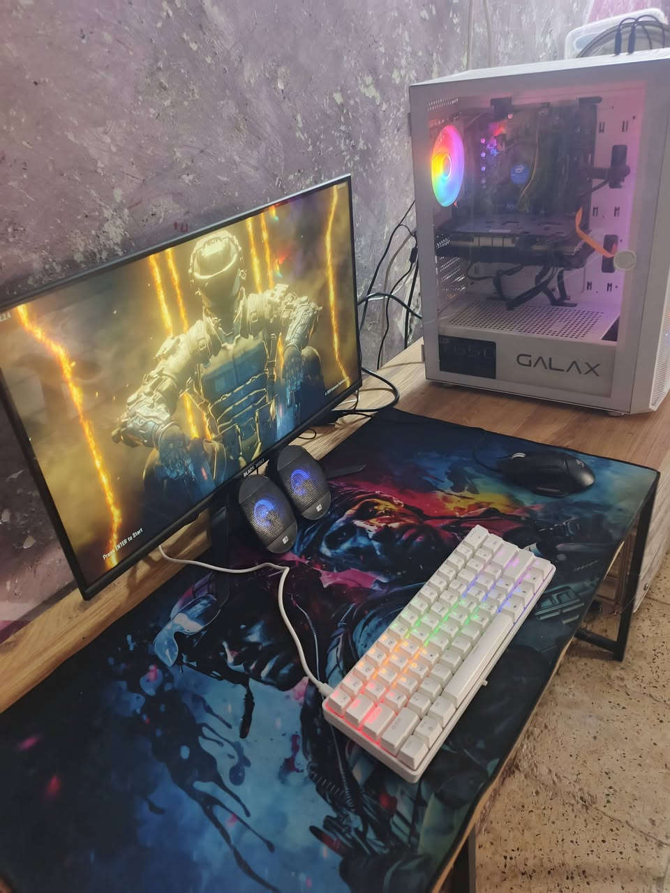 كيس وشاشه وملحقات ومايك 
‏Core i5 10400F
‏M2. 1T
‏PRIME H510M -C/PS
‏Ram 16 DDR4-3200
‏GPU RX580 8G 2048SP جديد
‏POR 650
‏الكيس 500 قفل
الشاشه 125 قفل استعمال 5اشهر كارتونتها موجوده
ماوس وكيبورد وباد ماوس ارجيبي ومايك
ملحقات والمايك 50 قفل
اذا تاخذها كلها بيها مجال 
مكاني بغداد البياع ماراوس فقط بيع 
***********
